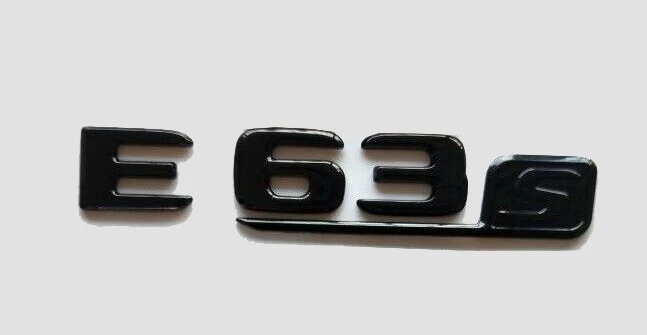 Mercedes E63S Uyumlu Yedek Parça Siyah Bagaj Logosu