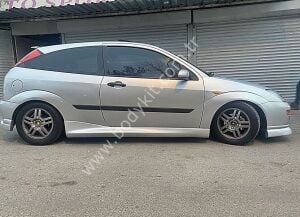 Ford Focus 1  Uyumlu Yedek Parça HB Tek Kapı Marşpiyel