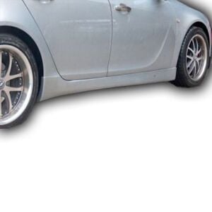 Opel İnsignia Makyajlı Kasa Uyumlu Yedek Parça Marşpiyel Boyasız