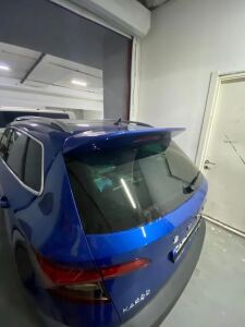 Skoda Karoq Uyumlu Yedek Parça Spoiler Boyalı Fiber