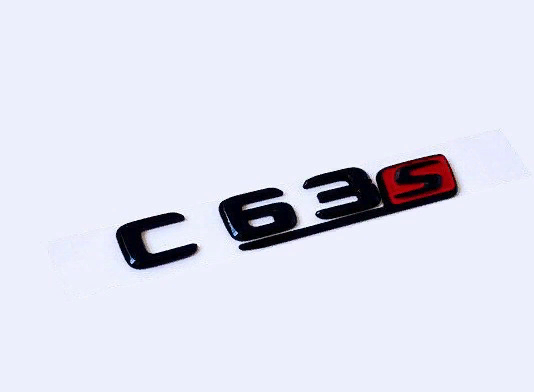 Mercedes C63S Uyumlu Yedek Parça Siyah Kırımızı Bagaj Logosu