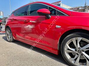 Opel Astra K Uyumlu Yedek Parça Delikli Marşpiyel