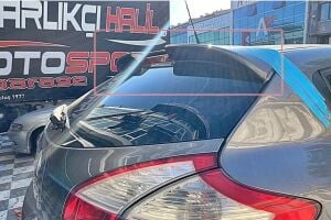 Renault Megane 3 HB Uyumlu Yedek Parça Spoiler