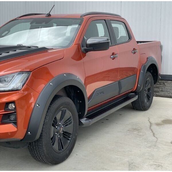 Isuzu D-Max 2020 Uyumlu Yedek Parça Civatalı Çamurluk Kaplama Dodik