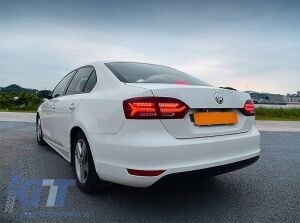Volkswagen Jetta Mk6 VI 2012-2014 Uyumlu Yedek Parça Dinamik Akan Dönüş Sinyalli