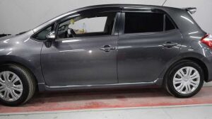 Toyota Auris 2010-2015 Uyumlu Yedek Parça Marşpiyel Plastik Boyasız